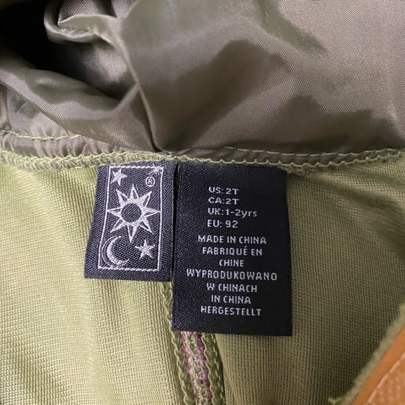 Dinosaur costume 2T - Picture 4 of 5